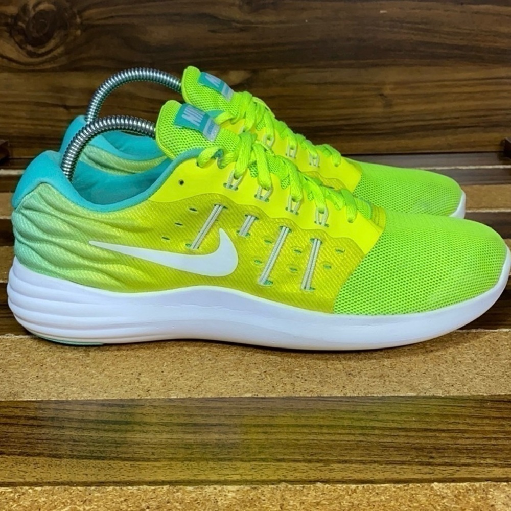 Nike Men's Sz. 10 Lunarstelos 844591_700 Volt/Rio Lace-up Running Shoes
